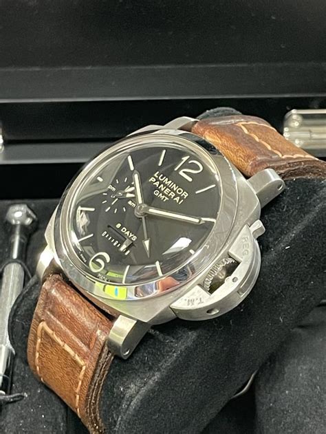 panerai gmt pam00233.